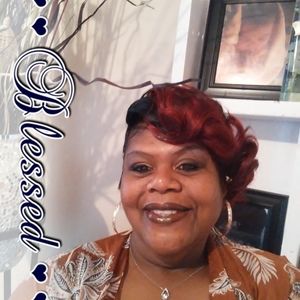 Meet your Posher, Dena